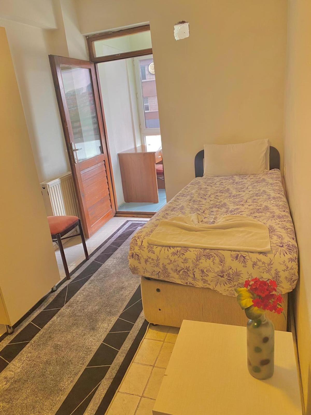 Kutlu Suit Ankara Luaran gambar
