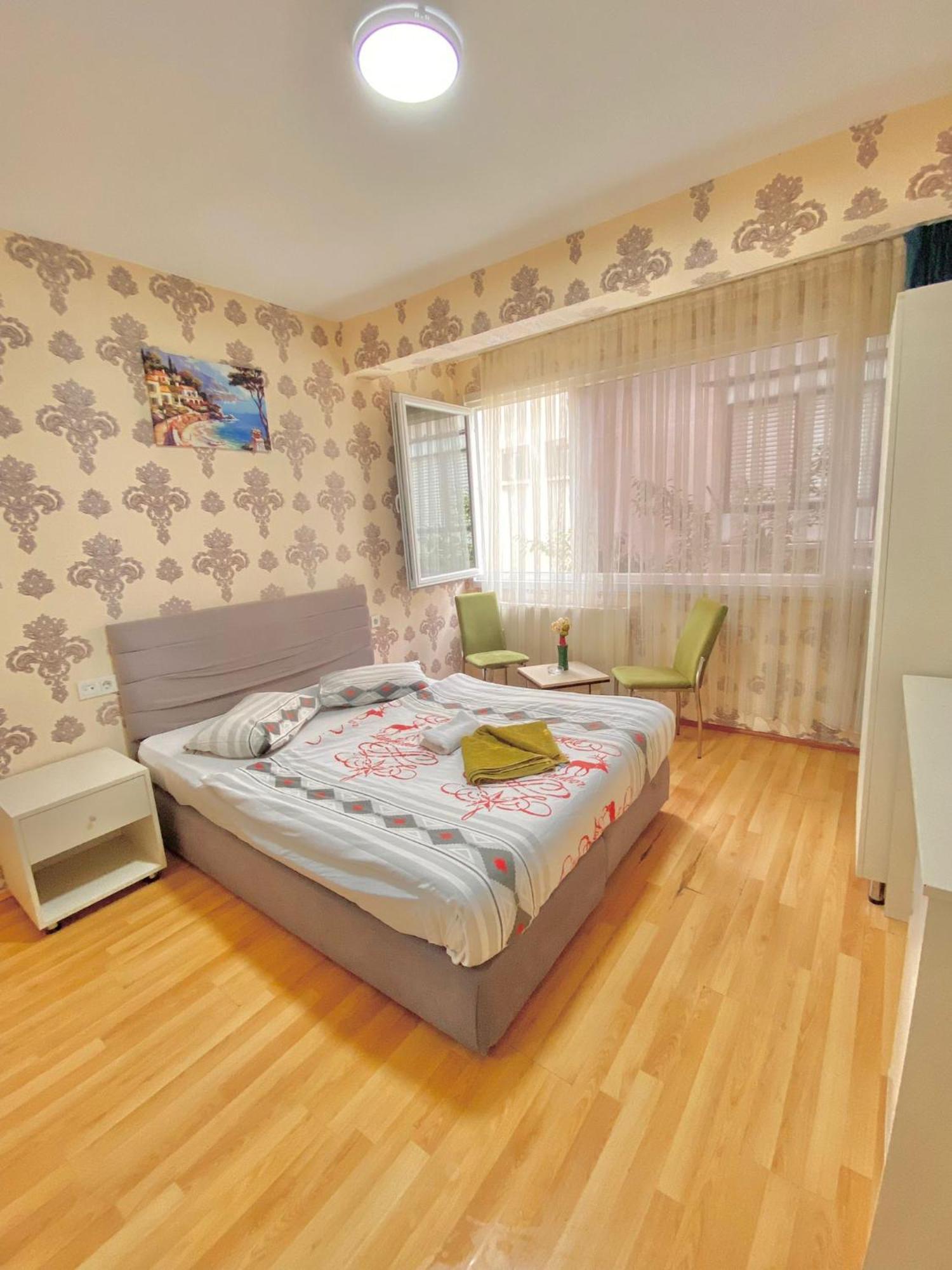Kutlu Suit Ankara Luaran gambar